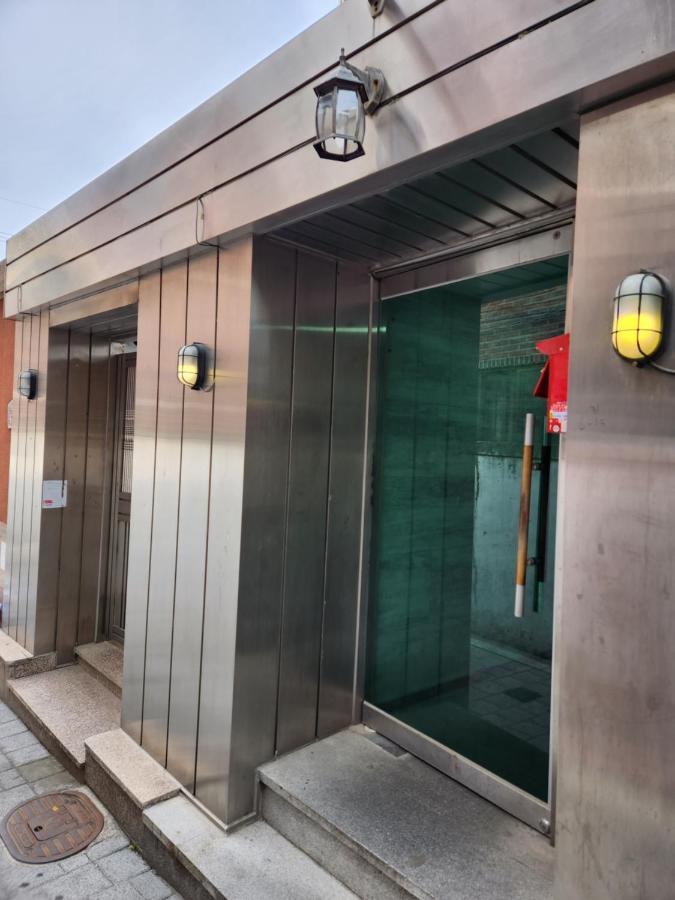 Hostel Rich House Seoul Exterior foto